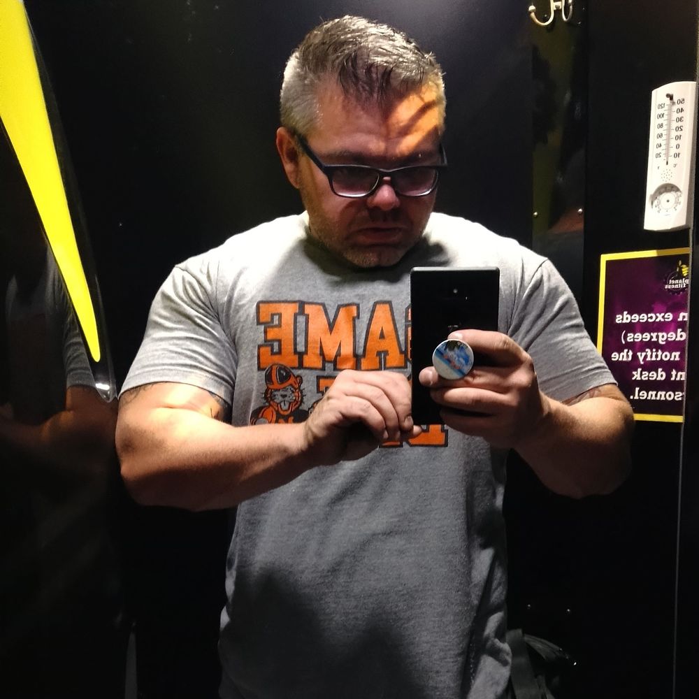 Meet your Posher, Nicholas